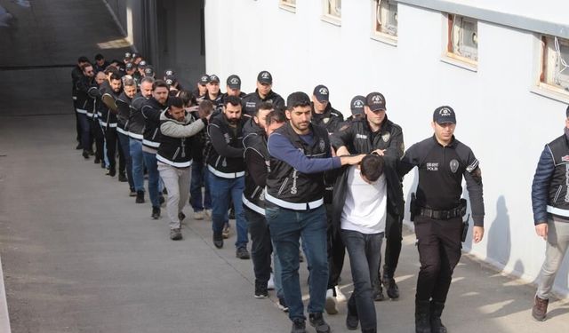 Tarihi baskın: Atık tesisi değil sigara fabrikası, 170 milyon TL'lik ürün ele geçirildi