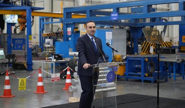 Bakan Kacır: "1 milyar doların üzerinde finansmanı ülkemize kazandırdık"