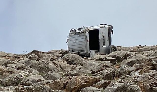 Hizan’da kaza: Genç sürücü hayatını kaybetti
