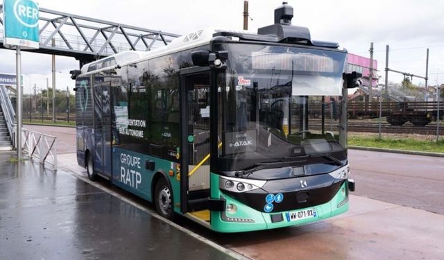 Bakan Kacır: "Türkiye, Avrupa'nın en büyük otobüs üreticisi"