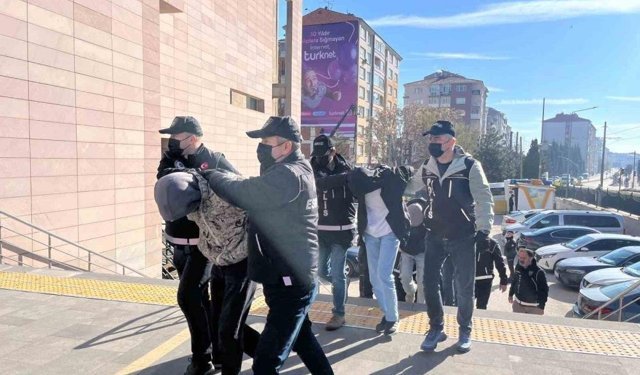 Eskişehir merkezli 6 ilde uyuşturucu operasyonunda 14 tutuklama