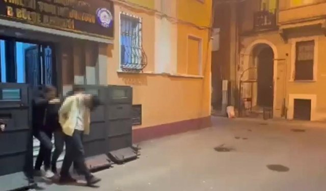 Beyoğlu'nda yankesicilik yapan şüpheli yakalandı