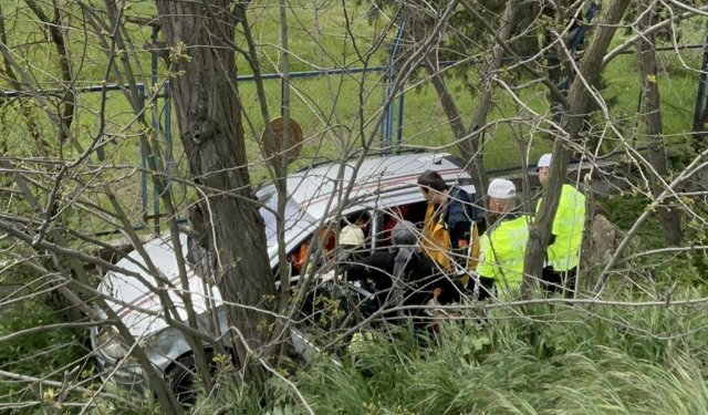 Tekirdağ'da şarampole uçan otomobilin sürücüsü hayatını kaybetti