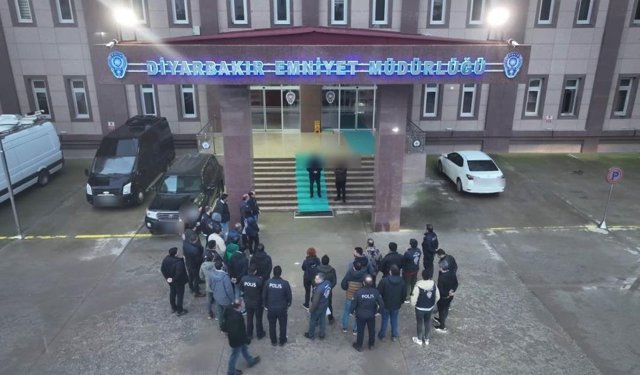 Diyarbakır merkezli 41 ilde yasa dışı bahis operasyonu: 111 gözaltı