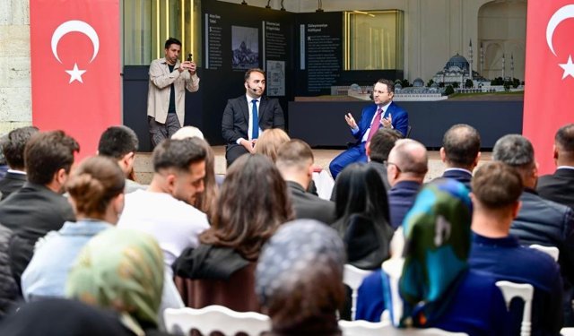 Bakan Gürlek Edirne’de gençlerle buluştu: "Adaleti hızlandırmak en büyük hedefimiz"