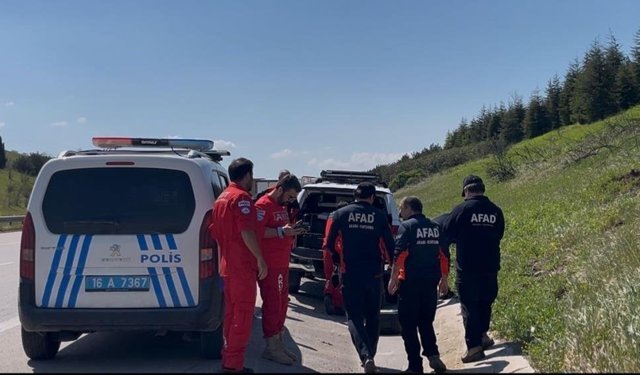 "Otoyola 5 yaşında çocuk bırakıldı" ihbarı ekipleri alarma geçirdi