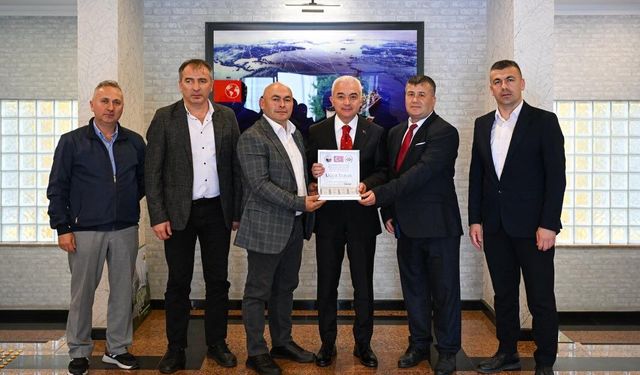 Vali Turan Hemşehrileriyle Bir Araya Geldi