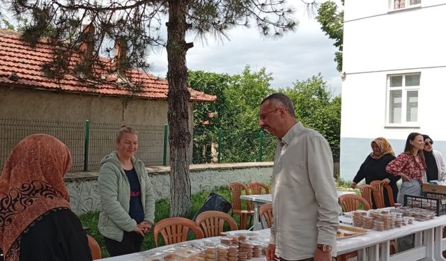 Tozaklı Köyü’nde Geleneksel Keşkek Etkinliği Düzenlendi
