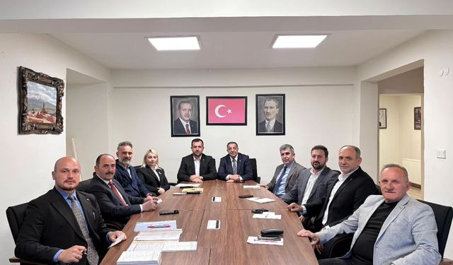 AK Parti Kırklareli’nde İlçe Başkanları Toplantısı Yapıldı