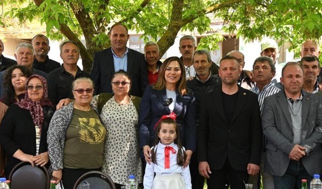 Başkan Yüceer, Süleymanpaşa ve Saray'da vatandaşların taleplerini dinledi