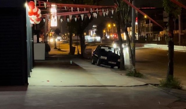 Alkollü sürücü kontrolü gördü, aracını çorbacıya çekip sürücü olmadığını iddia etti