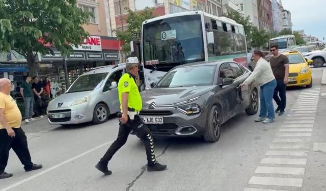 Çerkezköy'de maddi hasarlı kaza sonrası gerginlik