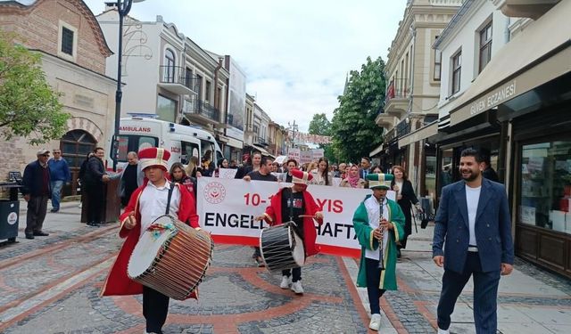 Edirne'de Engelliler Haftası kutlamalarında renkli görüntüler oluştu