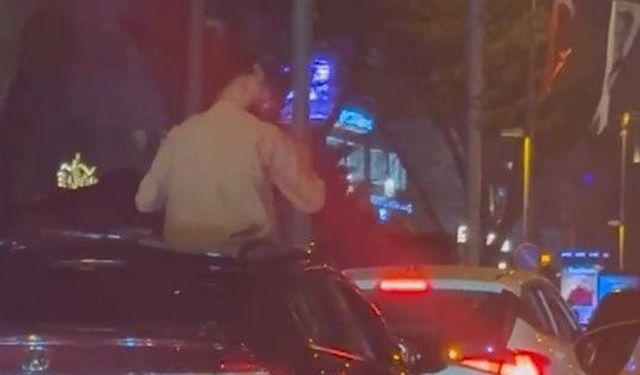 Kadıköy'de sunrooftan çıkan genç: "Üzerine çıkalım diye yapmışlar"