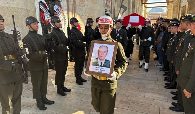 Edirne'de Kıbrıs Gazisi Celal Koç son yolculuğuna uğurlandı