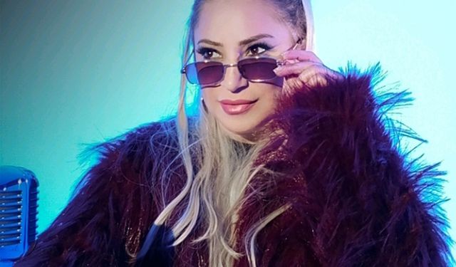 Dilek Taşcı Ayağında Kundura ile Geldi