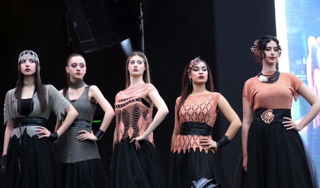 Bakır Sanatı Podyuma Taşındı: Sema Kansu’dan Kakava Festivaline Özel Defile