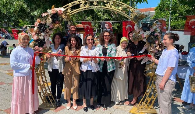 Kofçaz’da Yıl Sonu Sergisi Açıldı