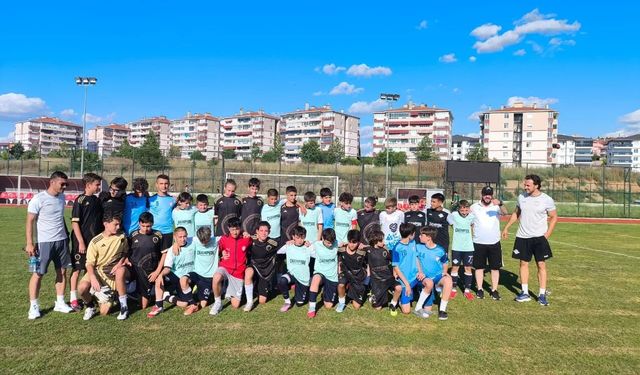 Lüleburgaz Atletik U-13 Takımı Turnuvada Tecrübe Kazandı