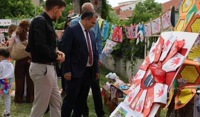 Kaymakam Balaban Vize Anaokulu’nda Yıl Sonu Sergisini Ziyaret Etti