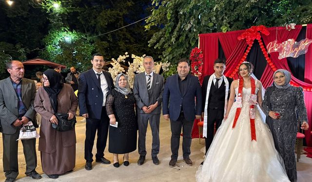 Başkan Recep Gün Genç Çiftin Mutluluğuna Ortak Oldu