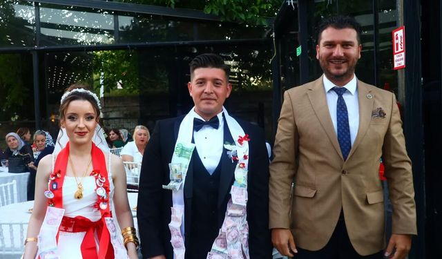 Başkan Yayla Aleyna ve Fatih’in Düğününe Katıldı
