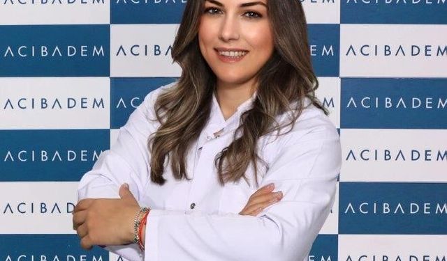 Uzmanından uyarı: "Yazın en büyük hata su yerine çay ve kahve içmek"