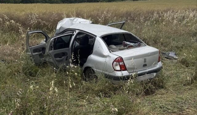Edirne’de otomobil şarampole çıktı: 4 yaralı