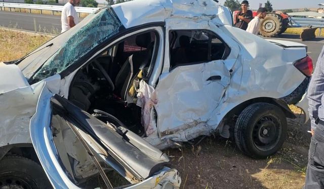 Gaziantep'te YKS yolunda feci kaza: 1'i ağır 2 öğrenci yaralandı