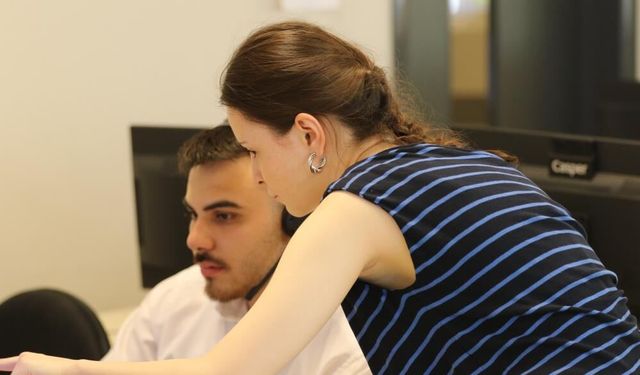 Sağlıkta iletişim kazalarına ve şiddete yapay zeka çözümü