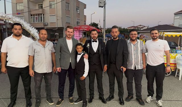 Mutluluğa Ortak Olundu