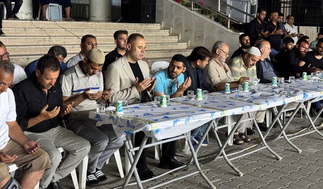 Başkan Bulut, Trafik Kazasında Hayatını Kaybeden Gençler İçin Düzenlenen Mevlide Katıldı