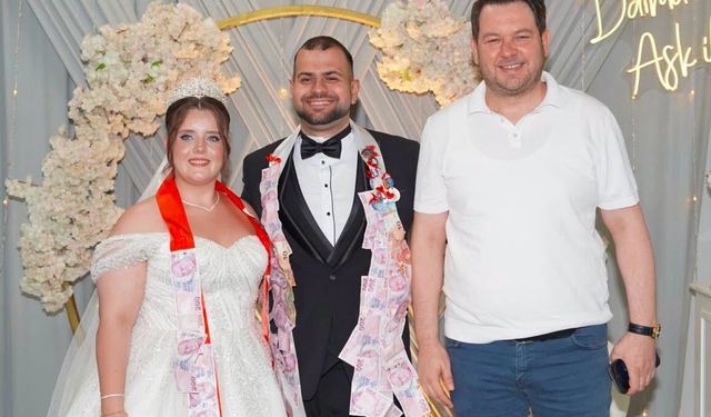 Başkan Talay, Neslihan ve Barış'ın Düğününe Katıldı
