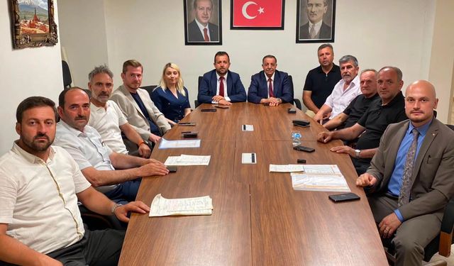 AK Parti’de İlçe Başkanları Toplantısı Yapıldı