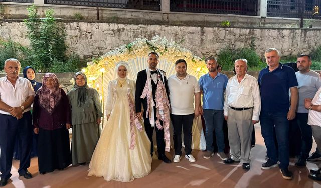 Başkan Gün, Belediye Personelinin Düğününe Katıldı