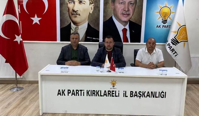 AK Parti İl Yönetimi Haftalık Toplantıda Bir Araya Geldi