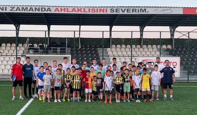 Evrensekiz Evrenspor'da Futbol Yaz Okulu Başladı