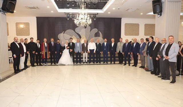 Vali Turan Genç Çiftin Mutluluğuna Ortak Oldu