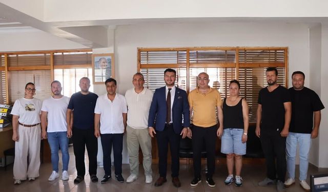 Başkan Yayla’dan Esnaf Odası’na Festival Ziyareti