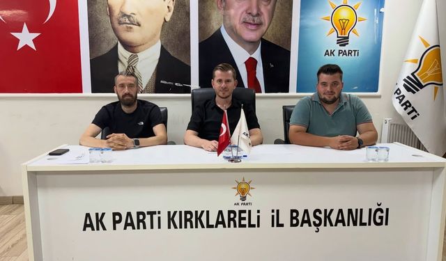 AK Parti Merkez İlçe Yönetimi Toplandı