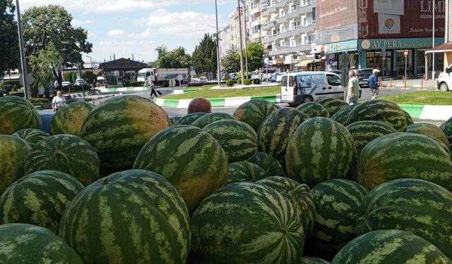 Çarşı Pazarda Karpuz Bereketi
