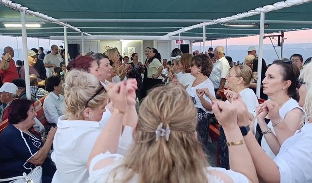 Tekirdağ'da Şehit Aileleri ve Gaziler için mehtap turu düzenlendi