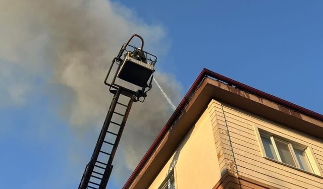 Muratlı'da çatı yangını