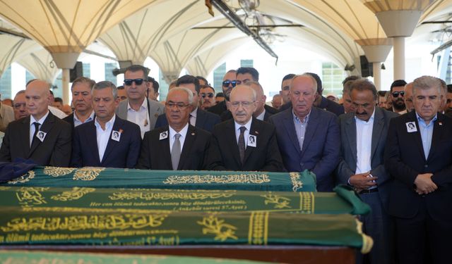 Eski CHP Genel Başkanı Deniz Baykal’ın eşi Olcay Baykal, toprağa verildi
