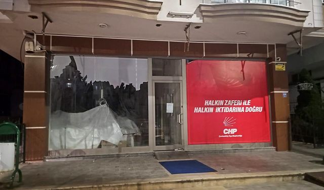 Görevden alınan ilçe başkanı kontratı kendi üzerine yapmış