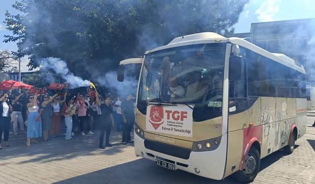 Edirne'de Türkiye Şampiyonu minik sporculara coşkulu karşılama