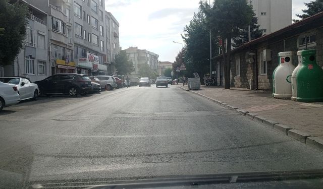 Nüshet Somay Caddesi'nde Orta Refüj Dubaları Kaldırıldı