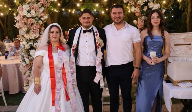 Başkan Yayla, Ece ve Mert’in Düğününe Katıldı