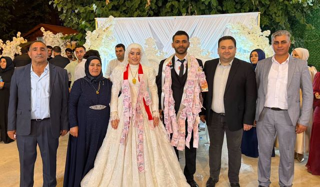 Başkan Gün, Furkan ve Ayfer Çiftinin Düğününe Katıldı