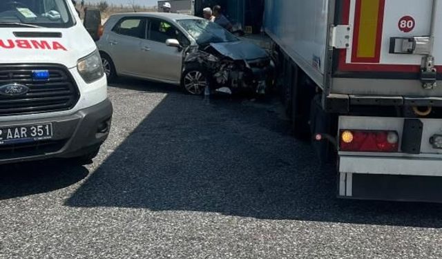 Kapıkule yolunda otomobil ile tır çarpıştı: 1 yaralı